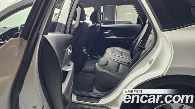 Kia Niro Niro Plus Earth — Фото автомобиля 26