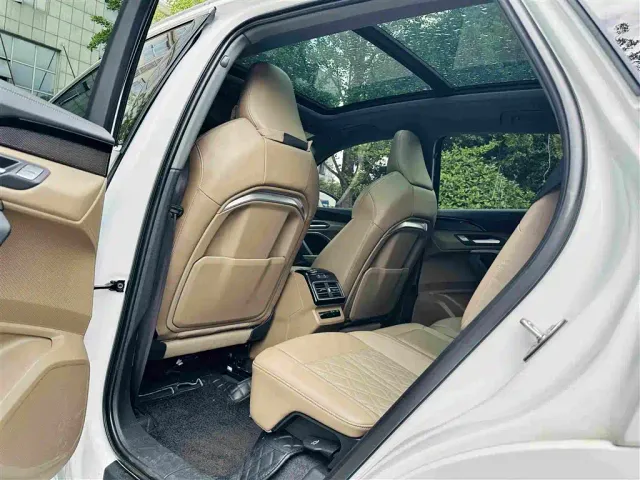 Audi Q5L — Фото автомобиля 4