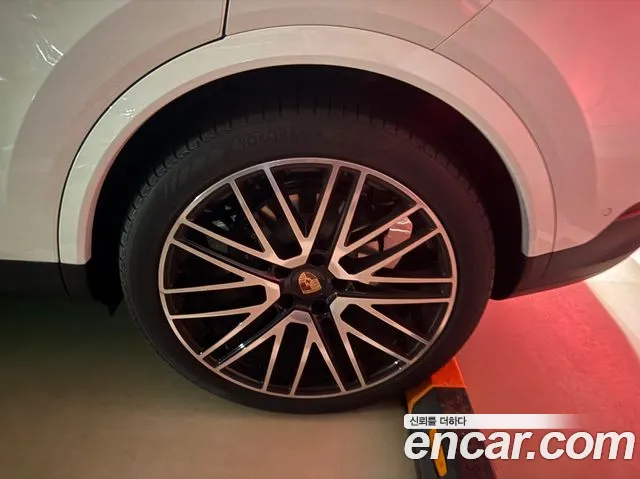 Porsche Cayenne PO536 — Фото автомобиля 13