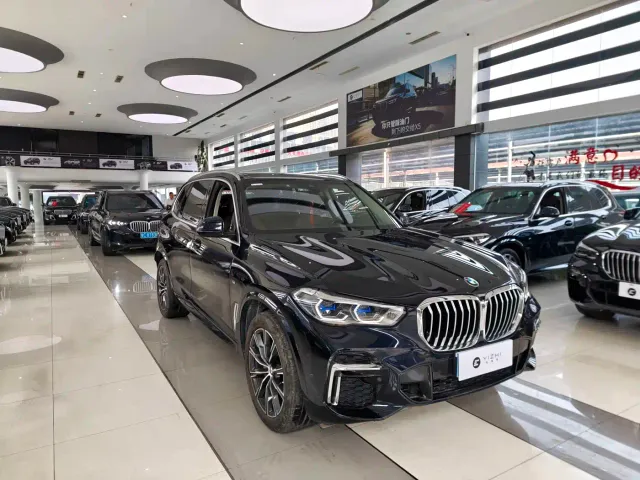 BMW X5 — Фото автомобиля 3