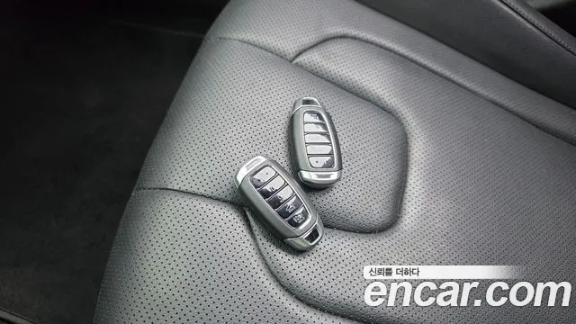 Hyundai AVANTE Avante (CN7) — Фото автомобиля 19