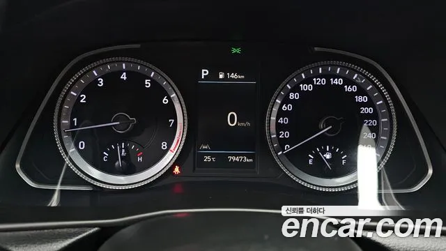 Hyundai Sonata — Фото автомобиля 11