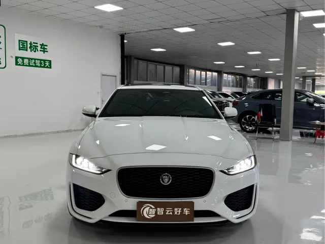 Jaguar XEL — Фото автомобиля 2