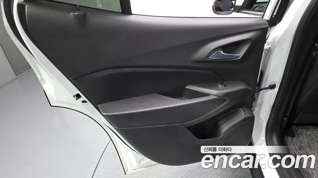 ChevroletGMDaewoo Trax Trax Кроссовер — Фото автомобиля 23