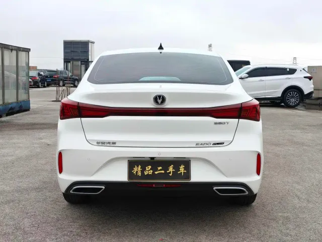 Changan Eado — Фото автомобиля 14