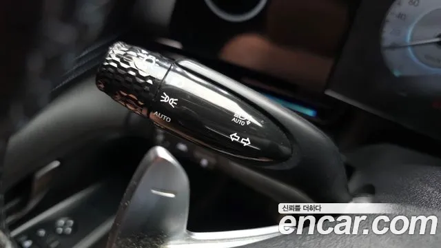 Hyundai AVANTE — Фото автомобиля 28