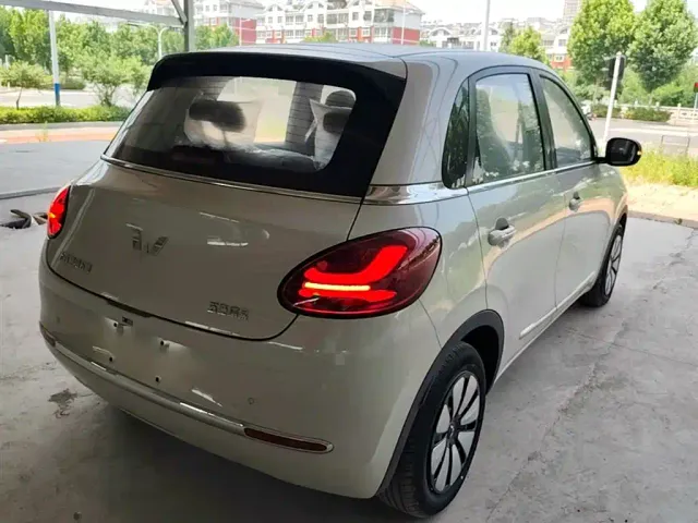 Wuling Bingo — Фото автомобиля 6