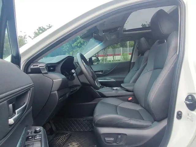 Toyota Venza — Фото автомобиля 10