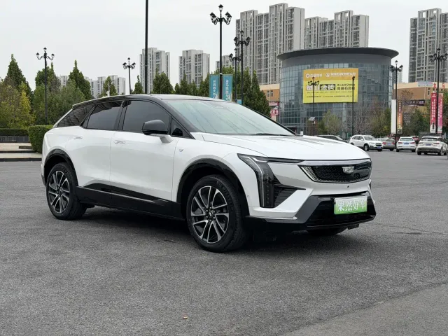 Cadillac Optiq — Фото автомобиля 3