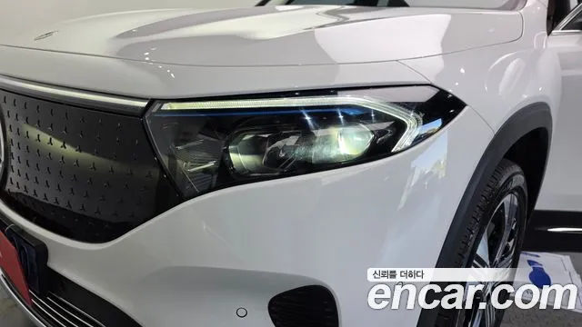 Mercedes-Benz EQB X243 — Фото автомобиля 7