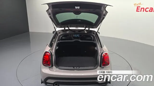MINI Cooper — Фото автомобиля 26