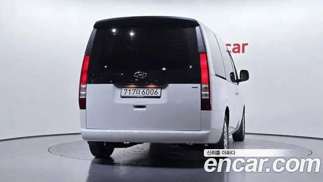 Hyundai Staria Staria 4WD Tourer 11 мест — Фото автомобиля 4
