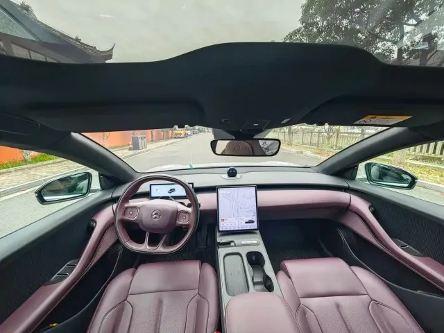 Nio ET5 Touring — Фото автомобиля 6
