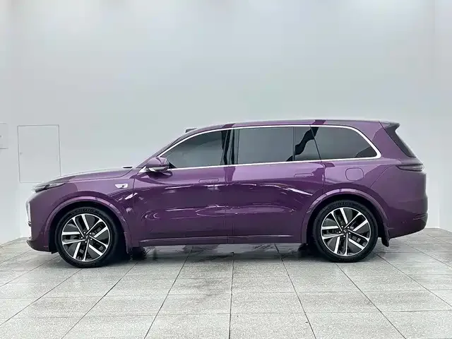 Li Auto L9 — Фото автомобиля 8