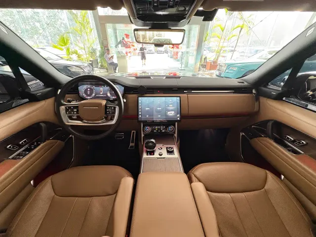 Land Rover Range Rover — Фото автомобиля 10
