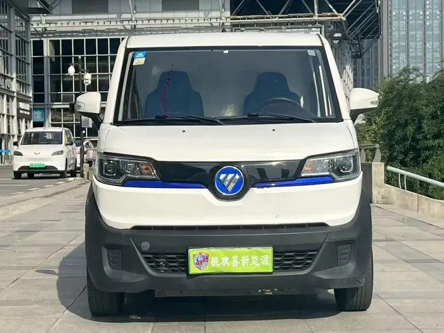 Foton Zhilan Jingling E7 — Фото автомобиля 2