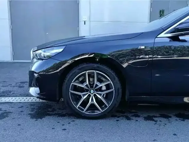 BMW i5 — Фото автомобиля 7