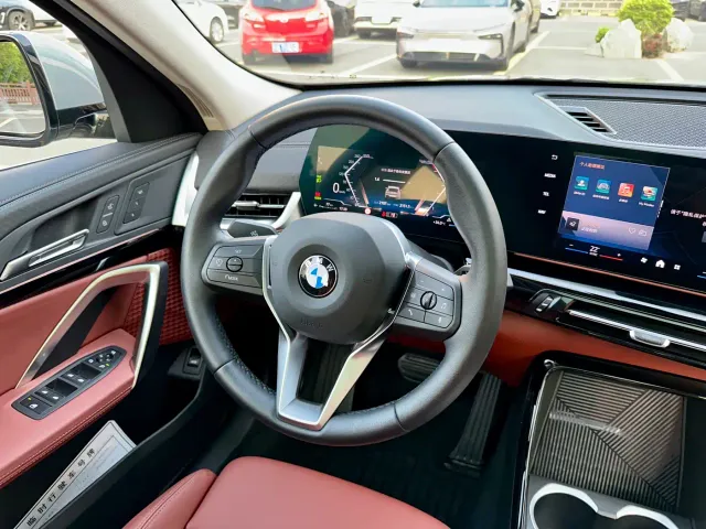 BMW X2 — Фото автомобиля 15