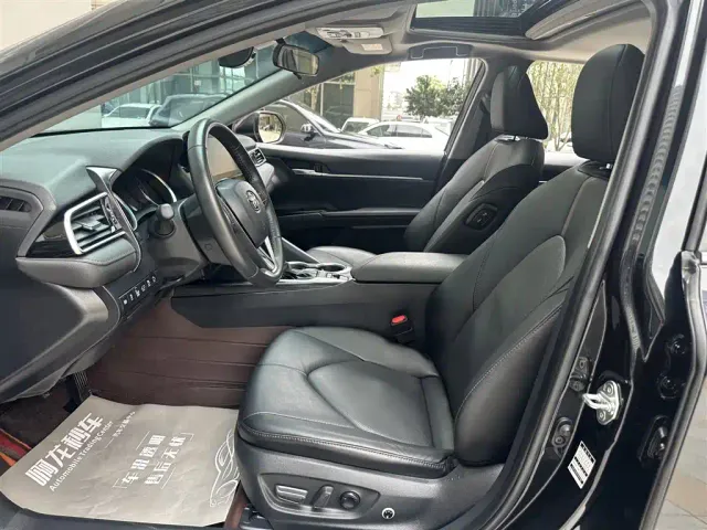 Toyota Camry — Фото автомобиля 9