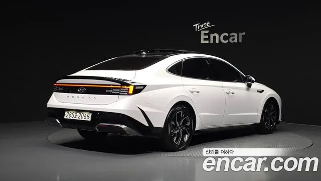 Hyundai Sonata — Фото автомобиля 2