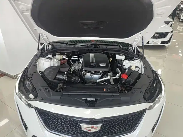 Cadillac CT5 — Фото автомобиля 19