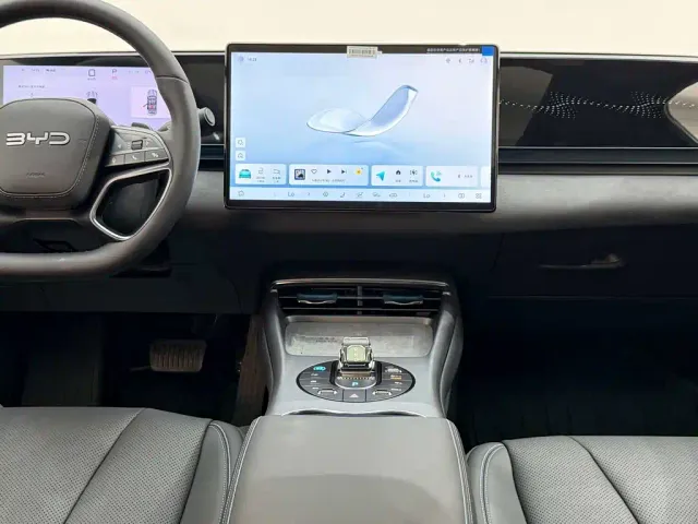 BYD Seal — Фото автомобиля 21