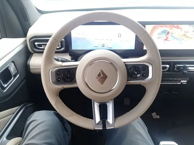 Baojun Yep — Фото автомобиля 10