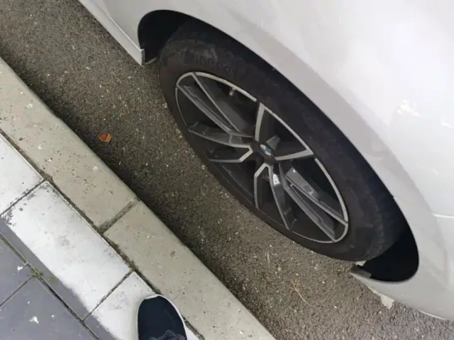 BMW 3 Series — Фото автомобиля 6