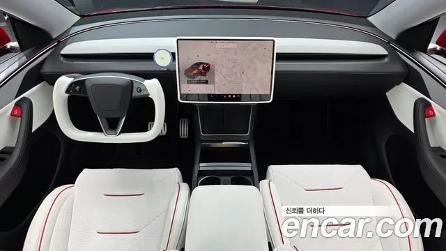 Tesla Model Y — Фото автомобиля 10