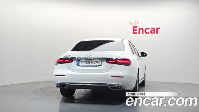 Mercedes-Benz E-Class W213 — Фото автомобиля 4