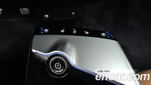 Kia EV6 — Фото автомобиля 28