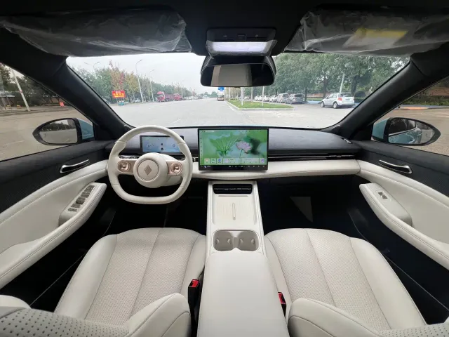 Baojun Yunhai — Фото автомобиля 9