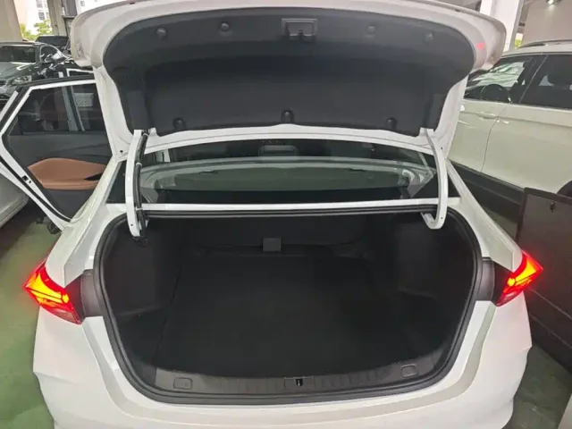 Buick Verano — Фото автомобиля 18