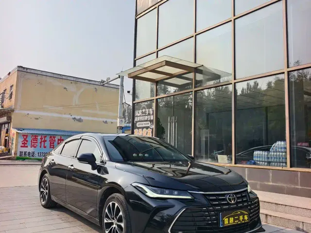 Toyota Avalon — Фото автомобиля 3