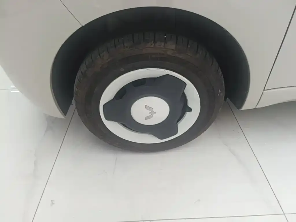 Wuling Motors Hongguang MINIEV 2024 3rd Generation 215km Youth Edition — Фото автомобиля 22