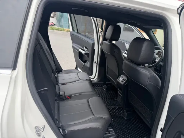 Mercedes-Benz GLB-Class — Фото автомобиля 12
