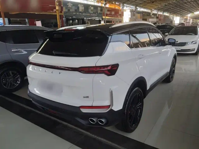 Geely Binyue — Фото автомобиля 6