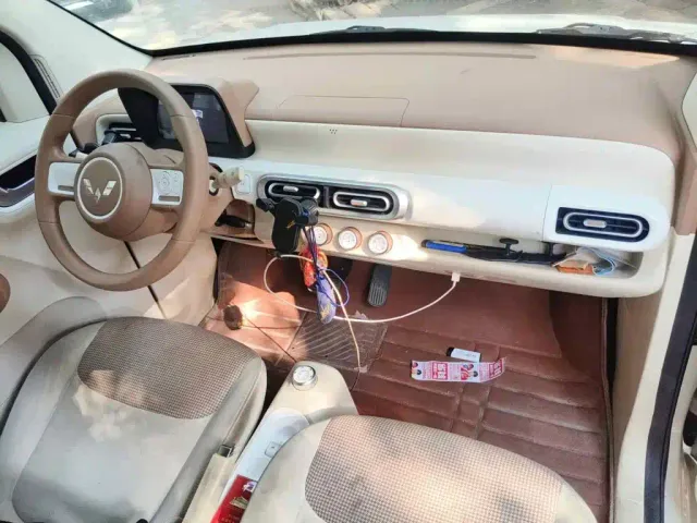 Wuling Hongguang Mini EV — Фото автомобиля 11