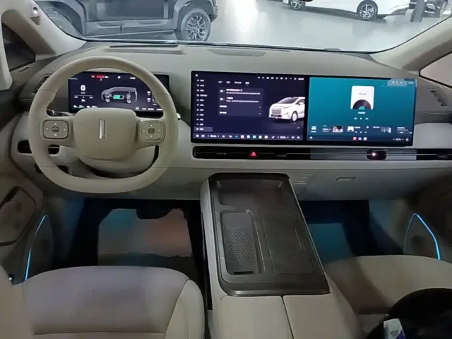 Wey Alpine — Фото автомобиля 9