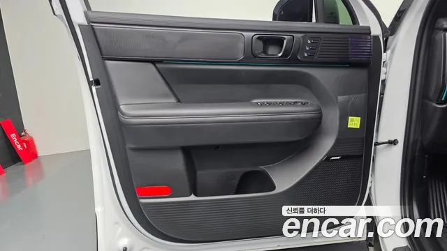 Hyundai Santa Fe MX5 — Фото автомобиля 13