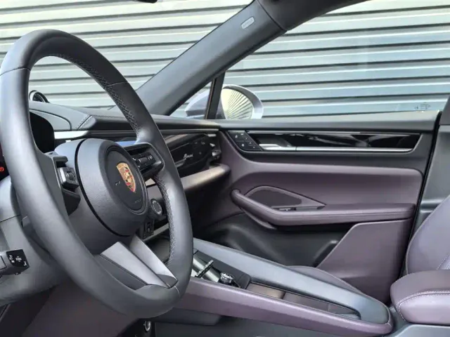 Porsche Macan EV — Фото автомобиля 9