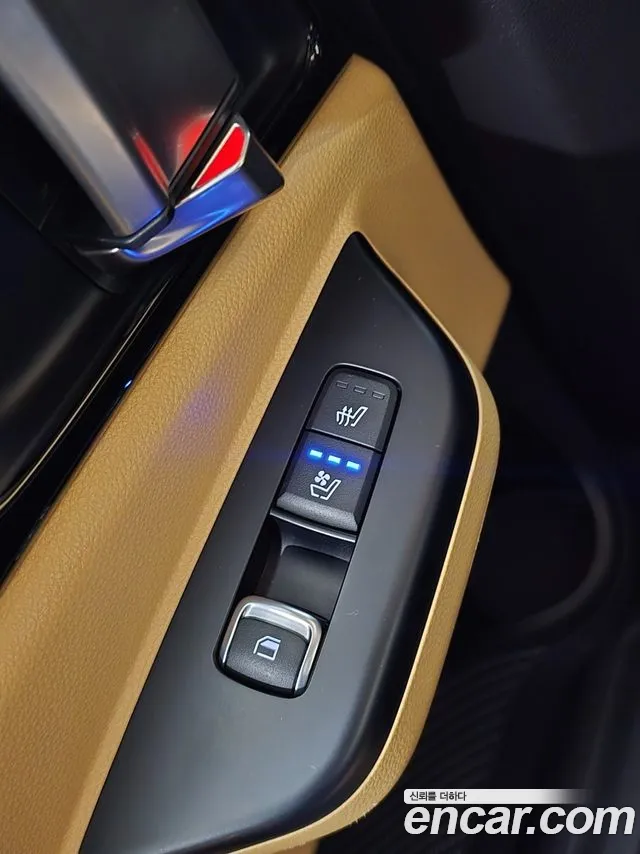 Kia Canival Carnival 4 поколение Бензин 9 мест Prestige — Фото автомобиля 18