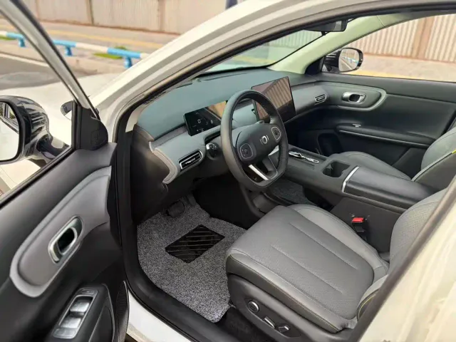 Changan Qiyuan Q05 — Фото автомобиля 7