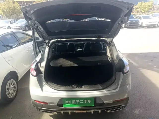 Geely Emgrand S — Фото автомобиля 18