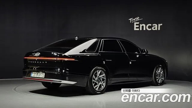 Hyundai Grandeur GN7 — Фото автомобиля 2