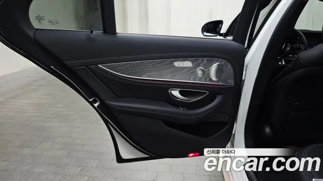 Mercedes-Benz E-Class E-класс W213 — Фото автомобиля 17