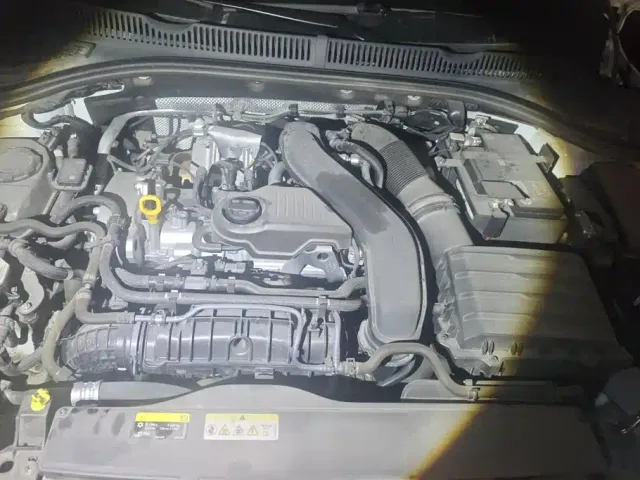 Volkswagen Sagitar — Фото автомобиля 10