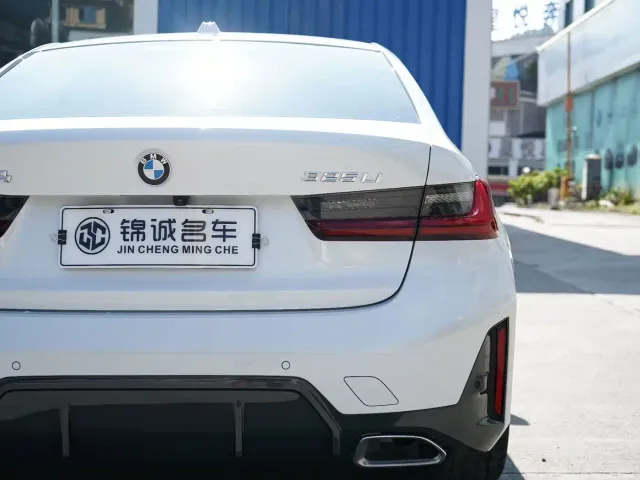 BMW 3 Series — Фото автомобиля 13