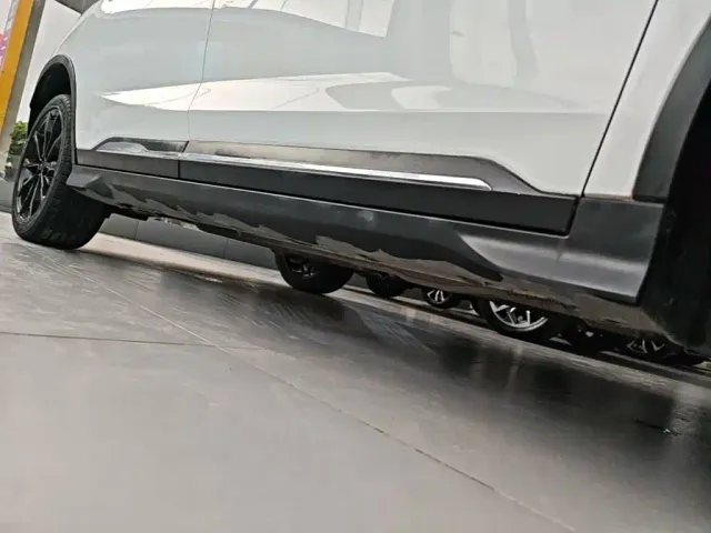 Geely Emgrand S — Фото автомобиля 20