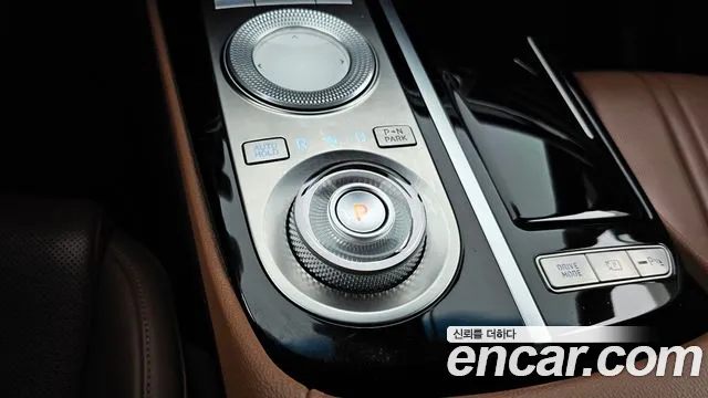 Genesis G80 Бензин 2.5 турбо AWD — Фото автомобиля 9